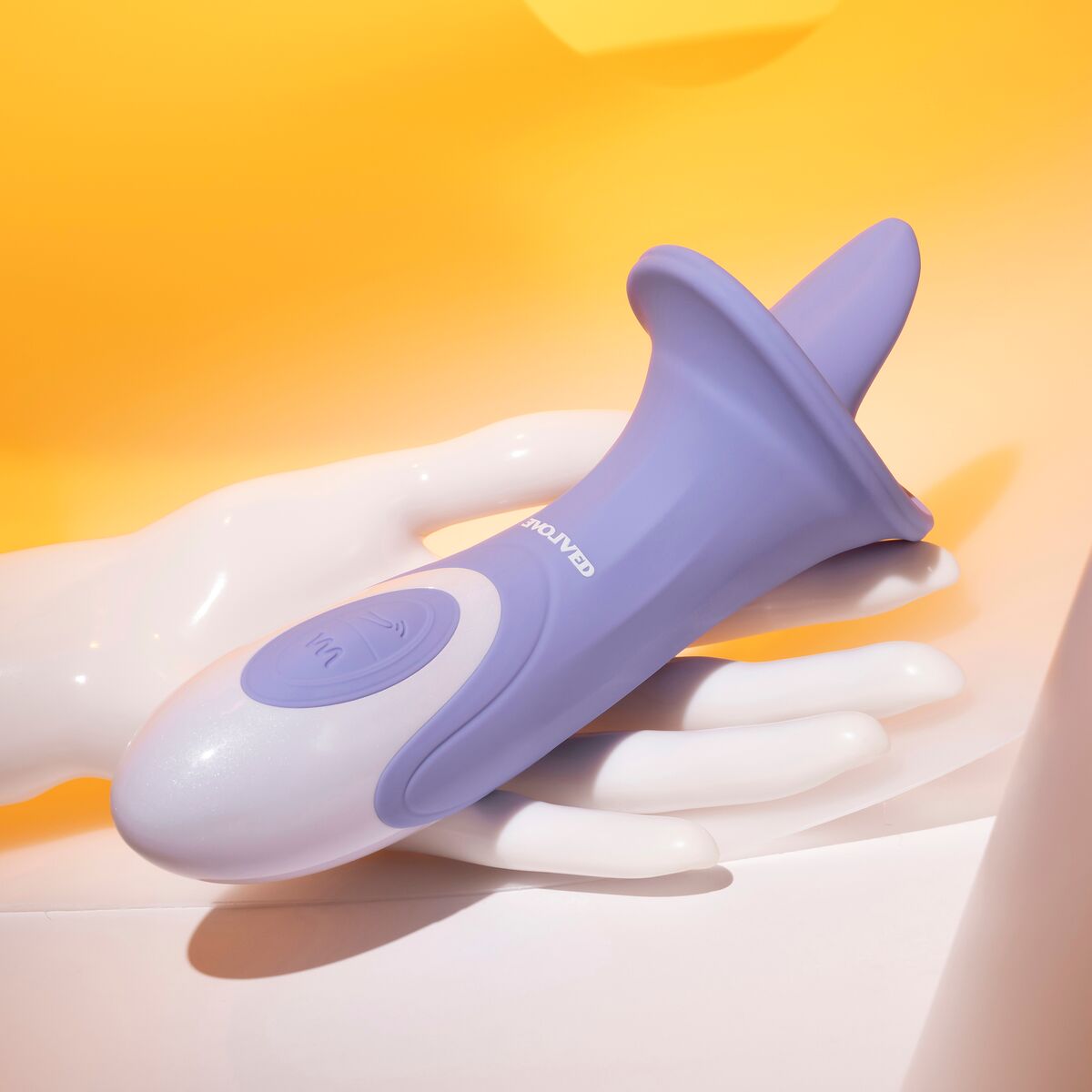 Vibratore Clitorideo Curvo Evolved Viola