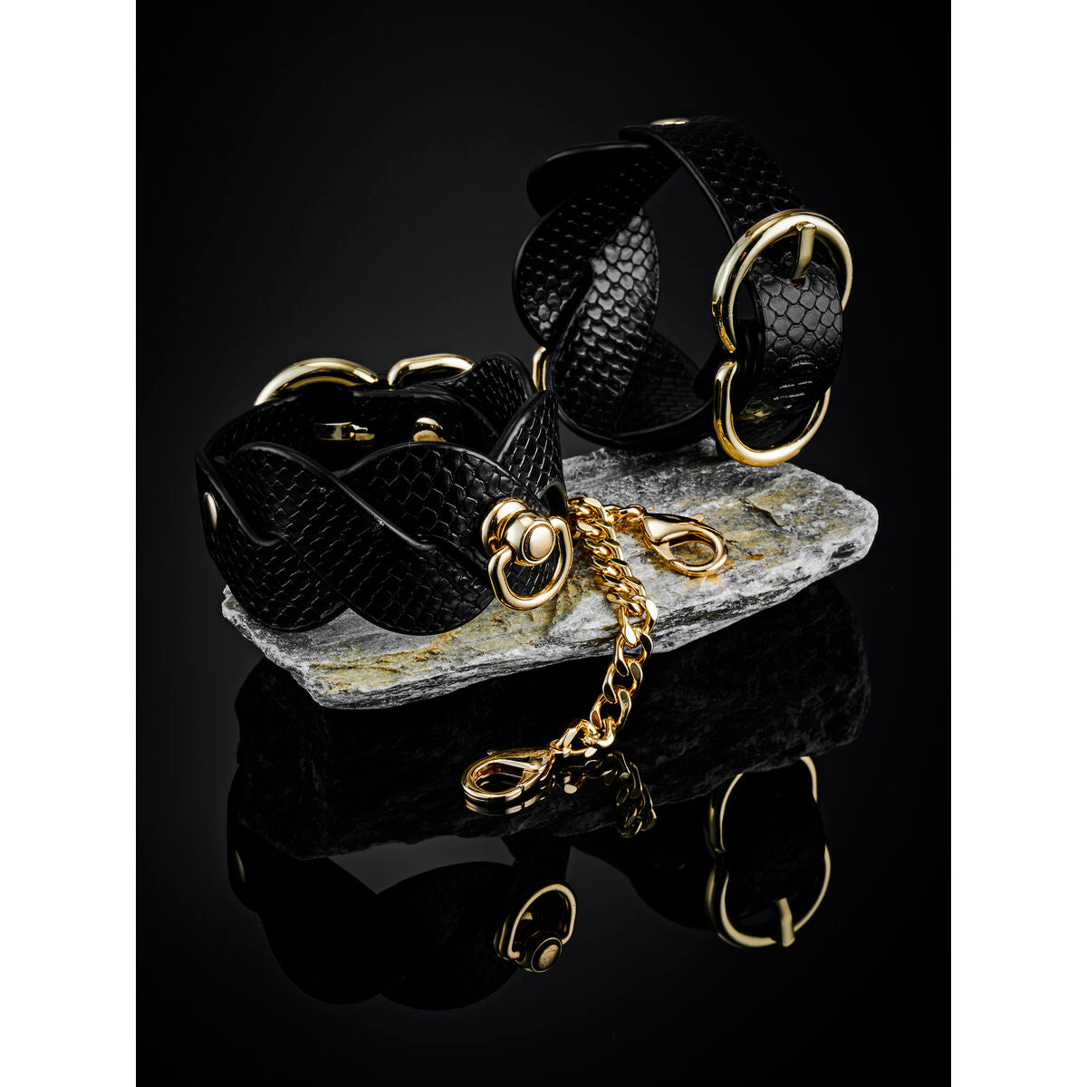 Manette Guilty Pleasure Eclipse Nero