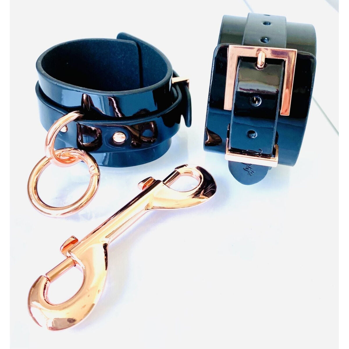 Manette Kinky Diva Nero